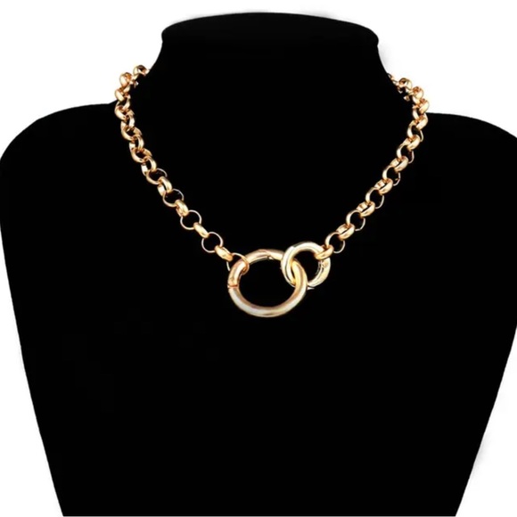 Gold plated chain link choker - Picture 4 of 4